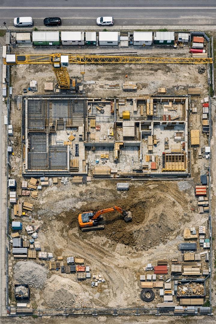 Photo aérienne par drone pour suivi de chantier professionnel et time-lapse